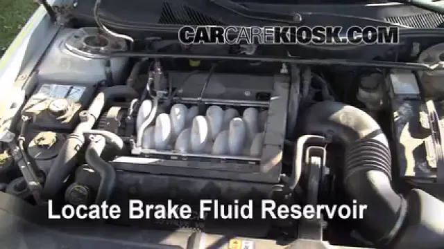 2001 Lincoln Continental 4.6L V8 Líquido de frenos Agregar fluido